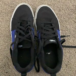 Vans youth shoes